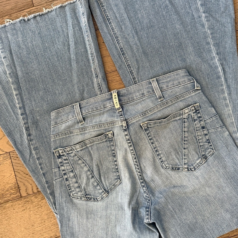 Ariat Real Denim High Rise Frayed Hem Flare Jeans - Picture 4 of 14